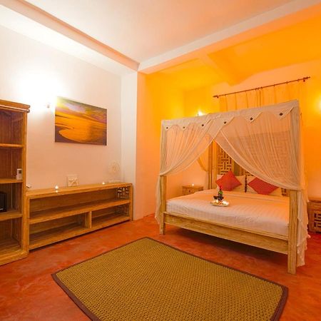 Villa Enjoy - Seminyak Center Экстерьер фото