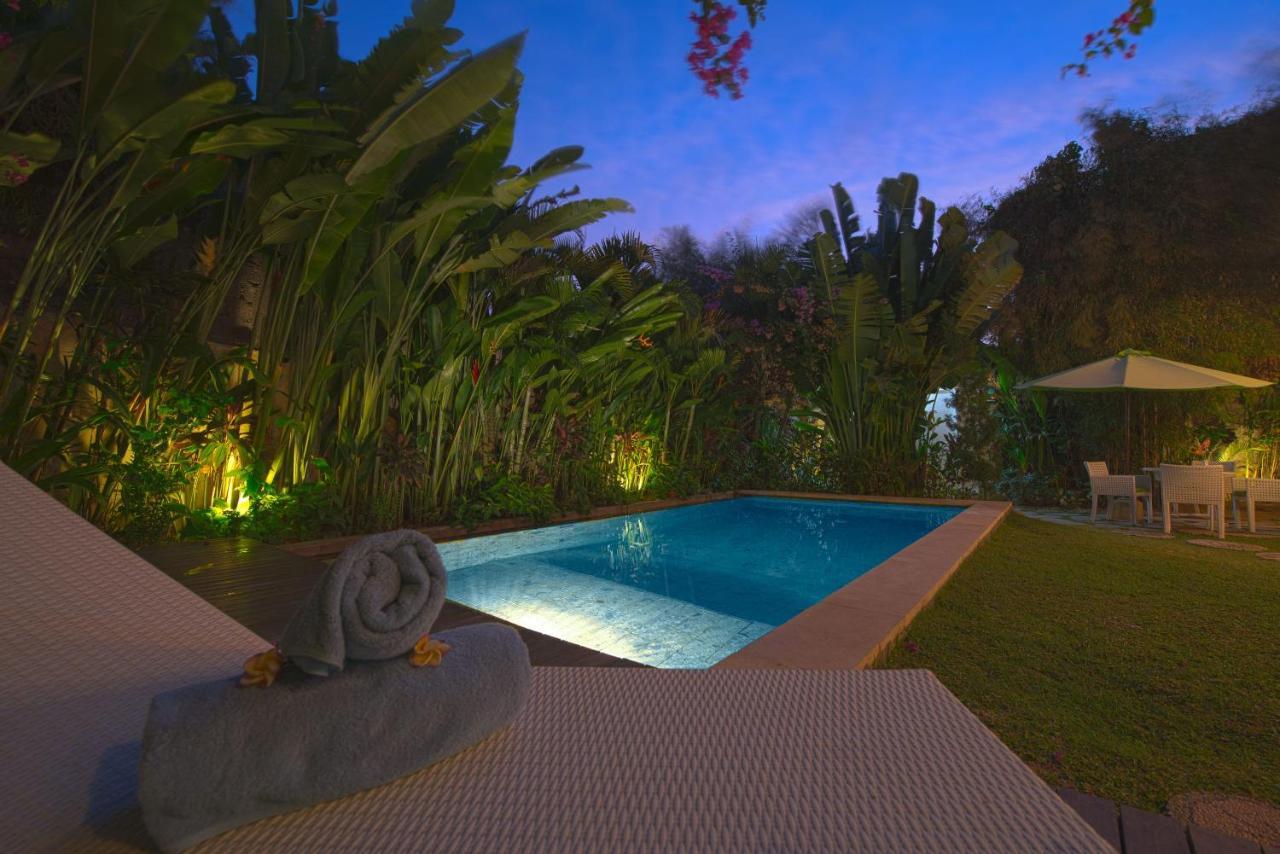 Villa Enjoy - Seminyak Center Экстерьер фото