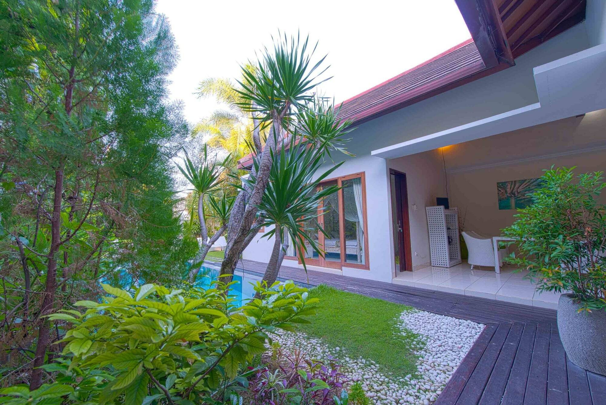 Villa Enjoy - Seminyak Center Экстерьер фото