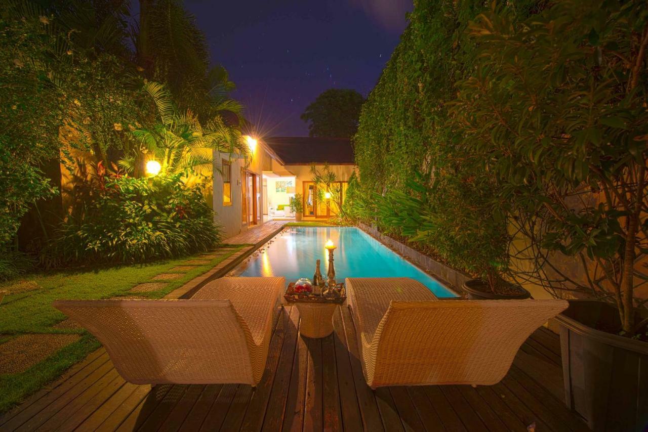 Villa Enjoy - Seminyak Center Экстерьер фото